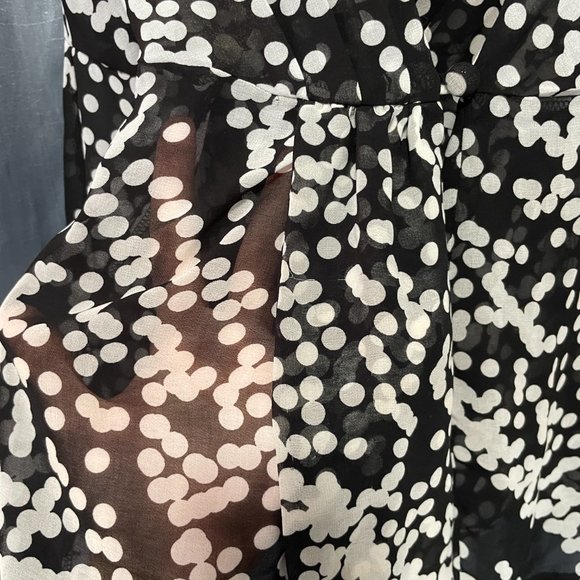 BANANA REPUBLIC Sheer Black & White Polka Dot Wrap Blouse Sz M - Picture 3 of 6